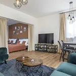 Apartamento Guermache - Jungle Design Apartments, Zentrum, Parkplatz, Kueche, Wlan Wolfsburg