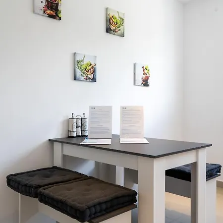 Guermache - Jungle Design Apartments, Zentrum, Parkplatz, Kueche, Wlan Διαμέρισμα