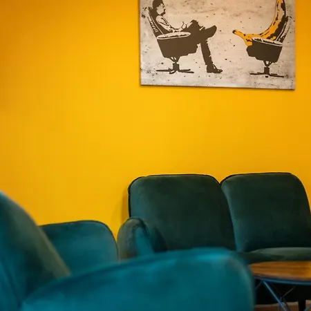 Guermache - Jungle Design Apartments, Zentrum, Parkplatz, Kueche, Wlan Βόλφσμπουργκ