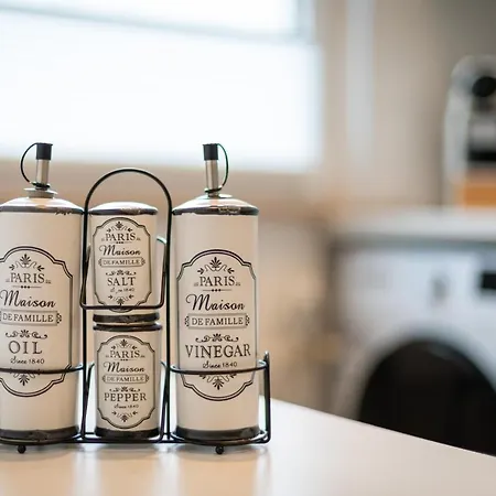 Free Living - Jungle Design Apartments, Zentrum, Parkplatz, Kueche, Wlan 沃尔夫