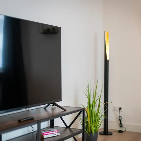 Free Living - Jungle Design Apartments, Zentrum, Parkplatz, Kueche, Wlan * 沃尔夫