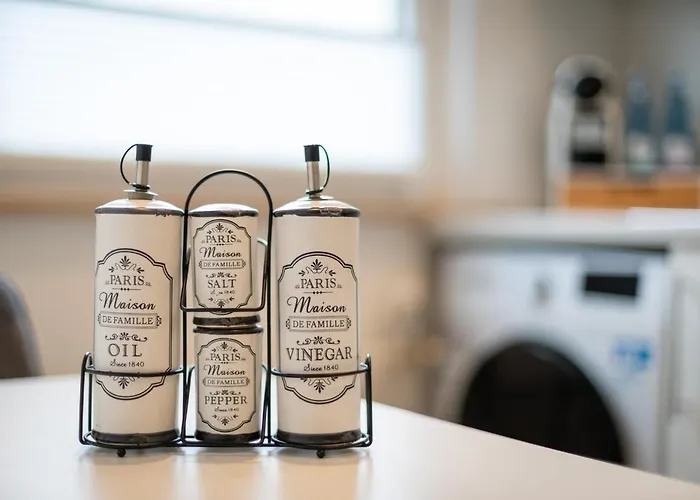 Guermache - Jungle Design Apartments, Zentrum, Parkplatz, Kueche, Wlan 沃尔夫